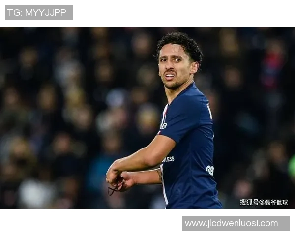 马尔基尼奥斯：从青涩小将到世界顶级后卫的辉煌之路